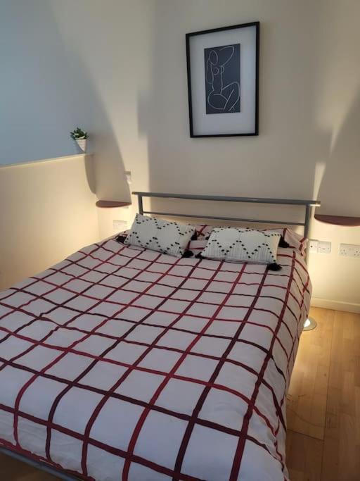 Lovely Spacious Studio Flat In City Centre. Birmingham Dış mekan fotoğraf